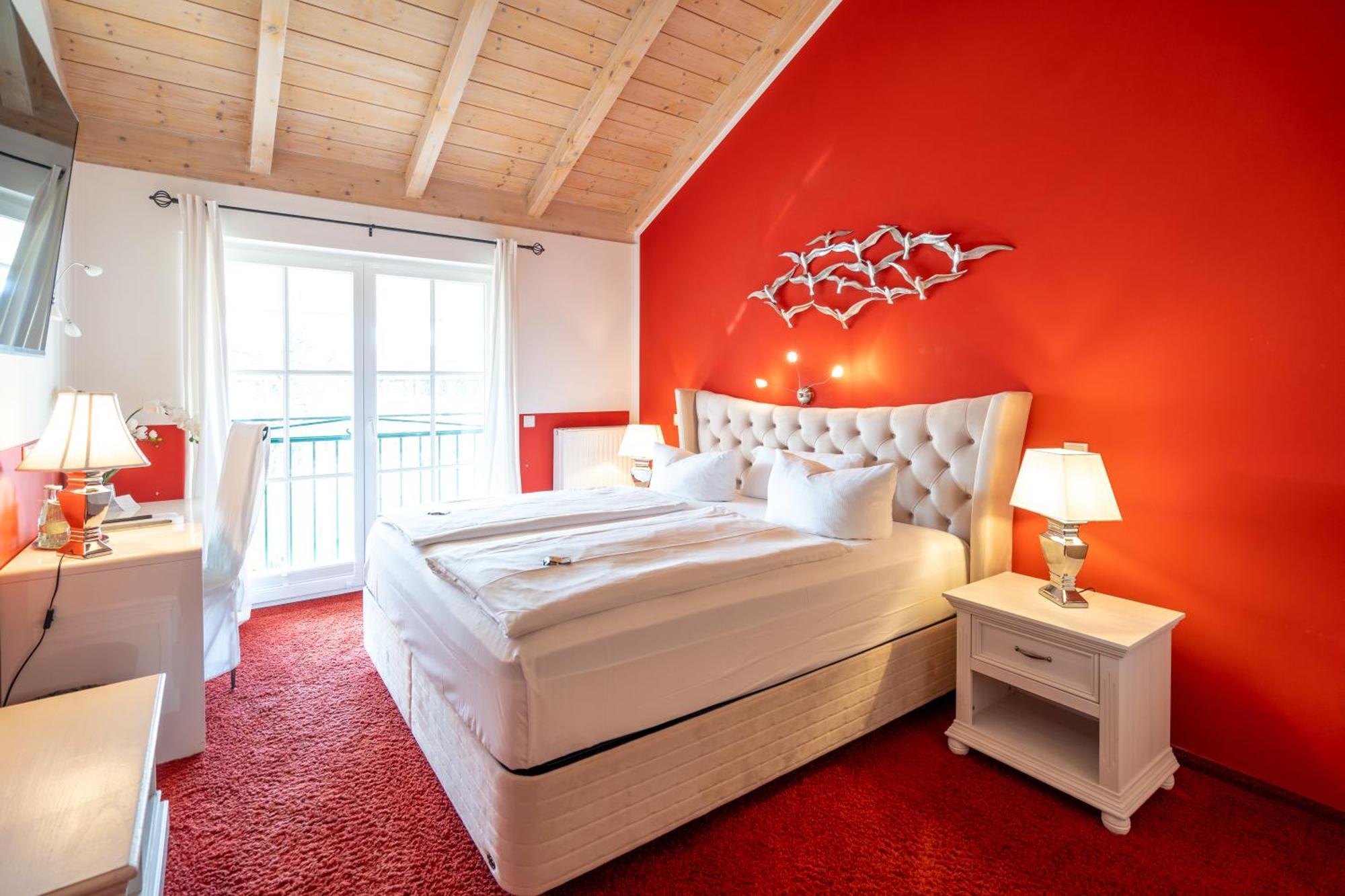 Landhaus Hotel Вольфратсгаузен Екстер'єр фото