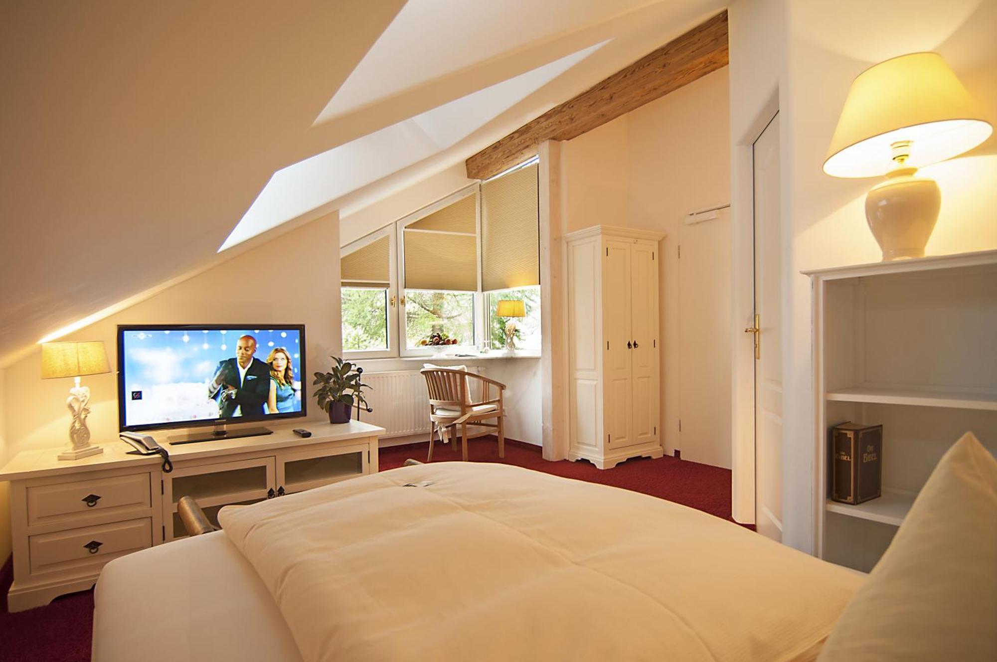 Landhaus Hotel Вольфратсгаузен Номер фото