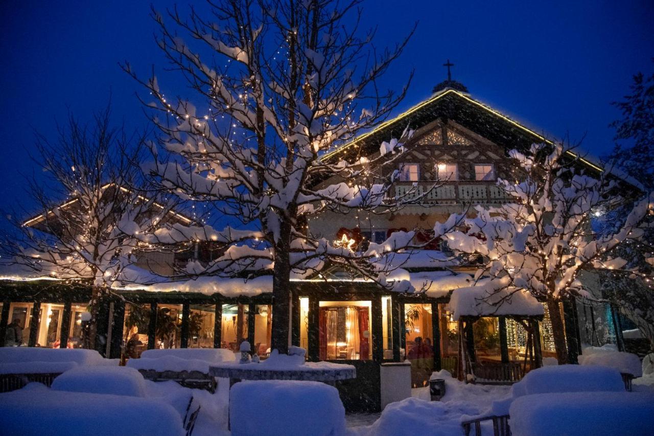 Landhaus Hotel Вольфратсгаузен Екстер'єр фото